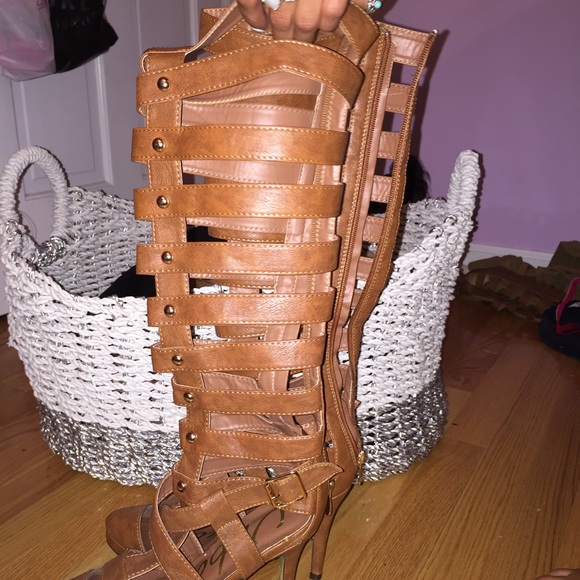 New knee high heels from nasty gal - Picture 2 of 3