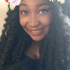 Meet your Posher, Najae