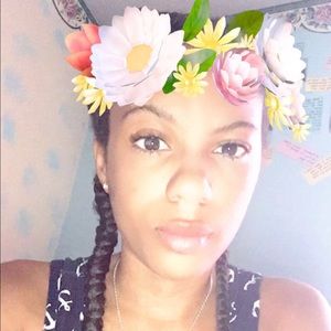 Meet your Posher, Nickueria