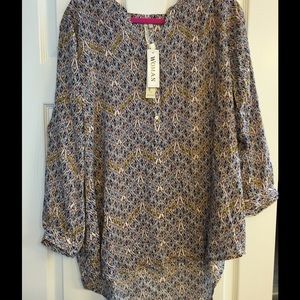 ✨✨PRICE DROP✨✨Sheer Blouse