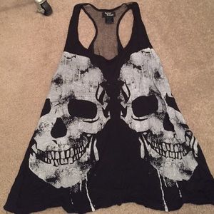 Skull tank. Sheer strip down back. Size XS
