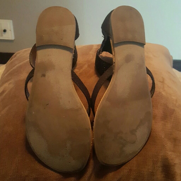 CUTE ANKLE STRAP SANDALS! - Picture 3 of 4