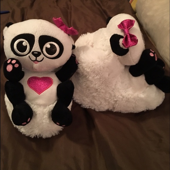 Justice kids slippers only worn once great cond