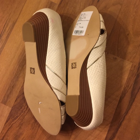 ***Anne Klein***Wedge Shoes - Picture 4 of 4