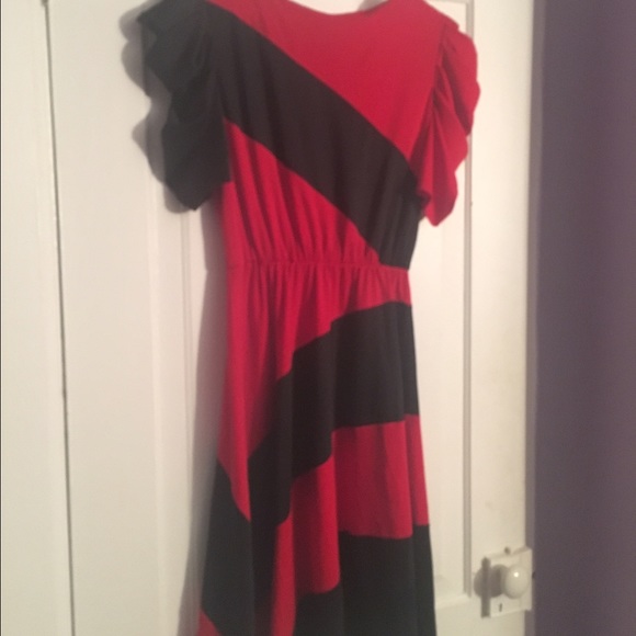 Susan V Leonard dress wouldn't let me switch brand