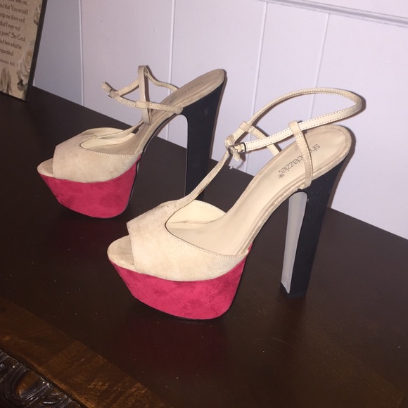 Heels - Picture 2 of 4