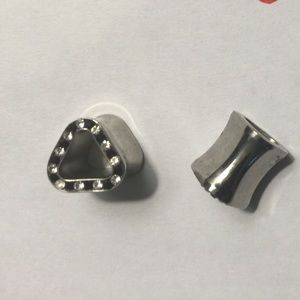 00 gauge steel triangle tunnels