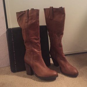 New wirlwind Steve Madden boots
