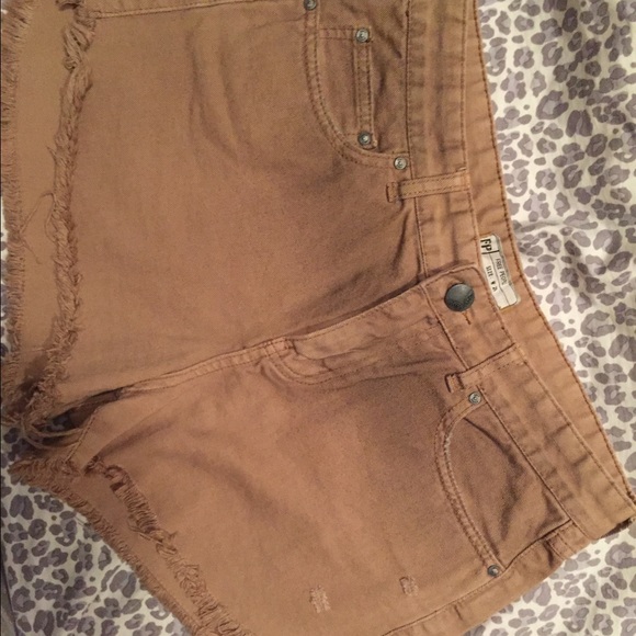 Free People khaki colored shorts