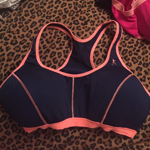 3 sports bras - Picture 1 of 3