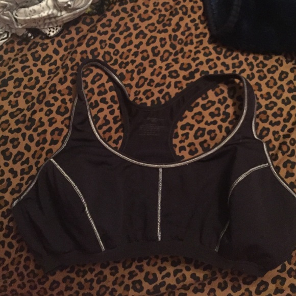 3 sports bras - Picture 3 of 3