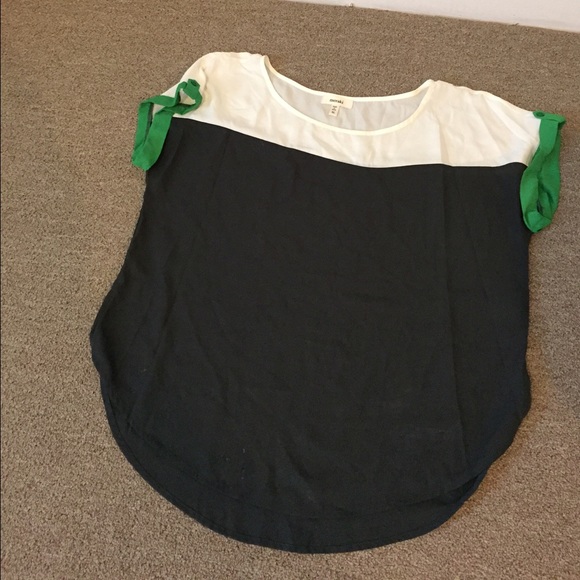 Gray, white, and green blouse