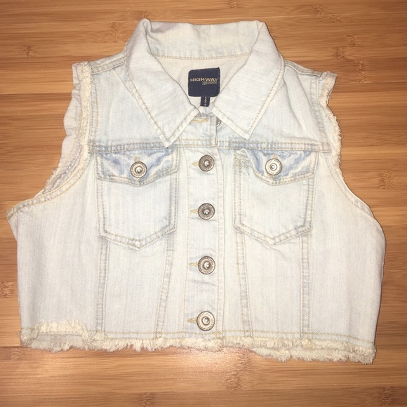Cropped Jean Vest