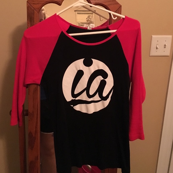 IA baseball tee