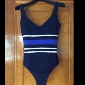 COLE OF CALI SIZE 10 BLUE STRIPE ONE PIECE SWIM