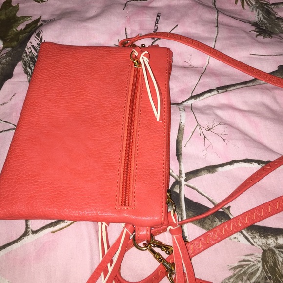 Michael Kors purse - Picture 2 of 4