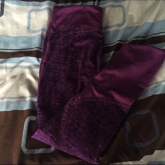 Purple leggings/yoga pants small