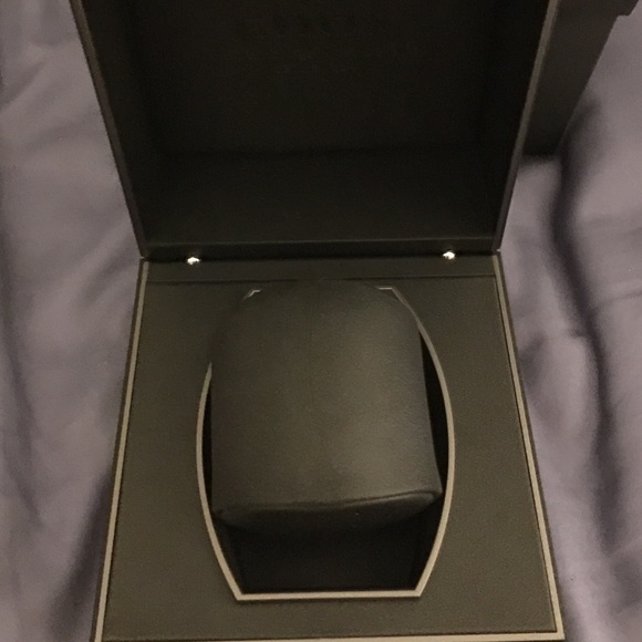 Edox Accessories - Edox Watch Box and Casing Edox Accessories - Edox Watch Box and Casing
