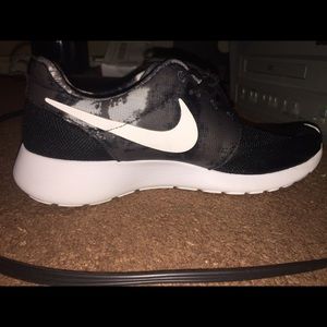 Nike Roshes