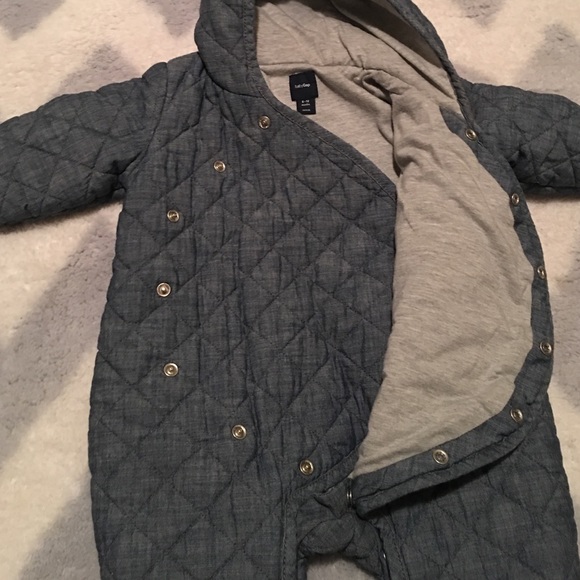 Baby Gap Snowsuit - Picture 3 of 4