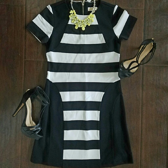 Michael Kors Dress - Picture 2 of 3