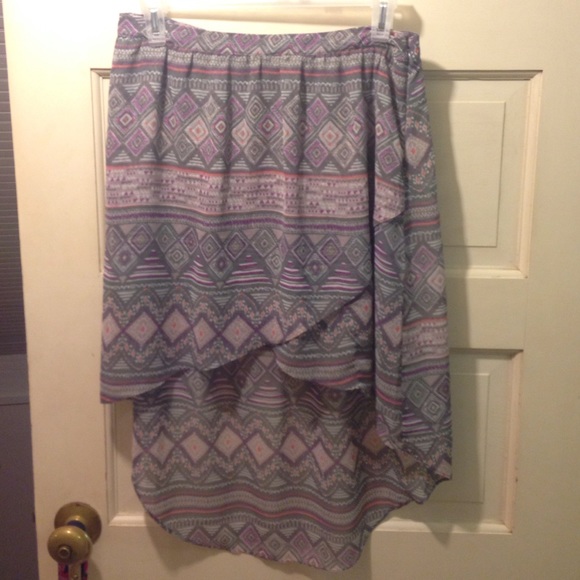 Asymmetrical AE Chevron skirt