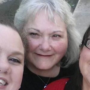 Meet your Posher, Calene