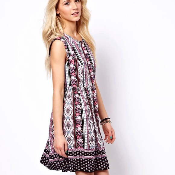 ASOS Curve Dresses & Skirts - 💚ONE DAY SALE💚 Smocked Paisley Border Dress