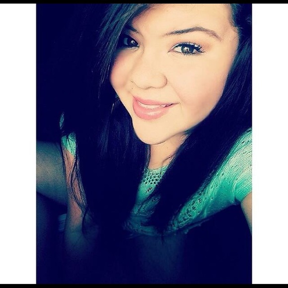 Cute tribal real shirt - Picture 2 of 2