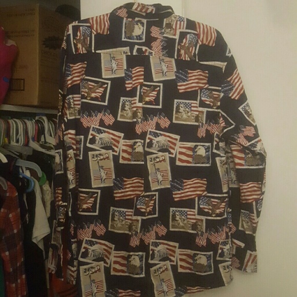 Mens American flag button down shirt - Picture 3 of 3