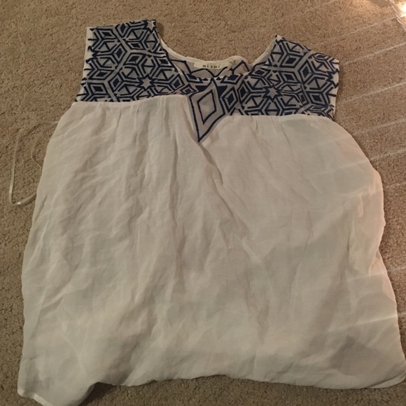 white shirt from Francesscas