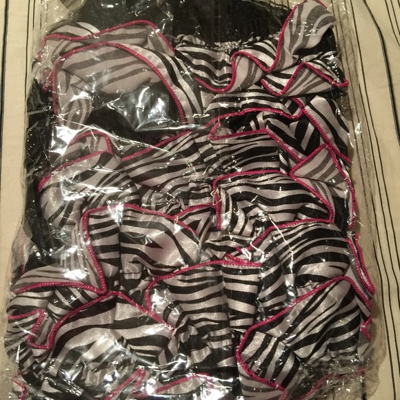 Romper - Picture 3 of 3