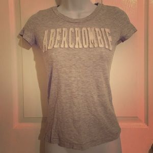 Grey Abercrombie T-shirt (size: medium)