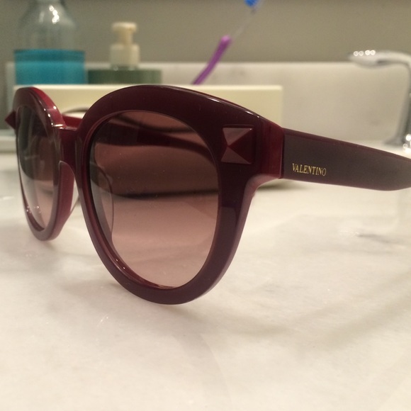 Valentino sunglasses - Picture 3 of 4