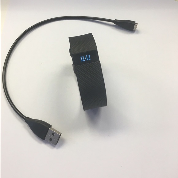 Fitbit: Charge HR