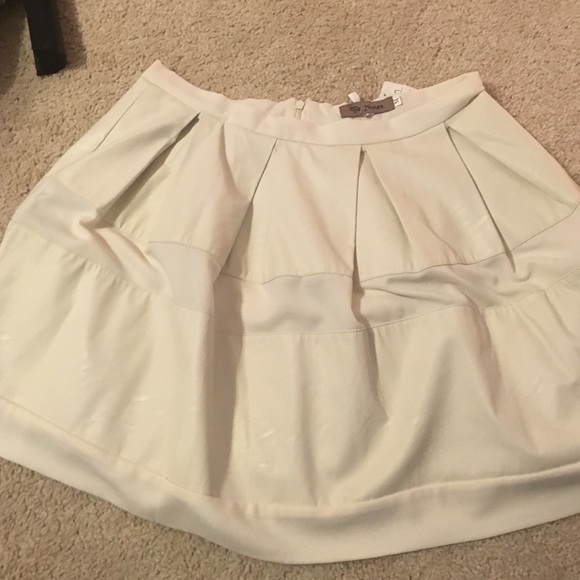 White skirt with leather