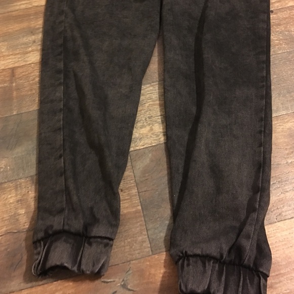 jogger pants - Picture 2 of 2