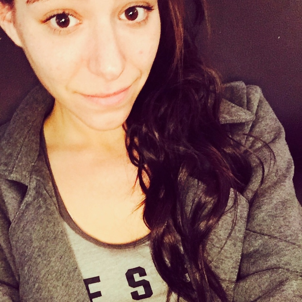 💍💜👰🏻👗👠💄