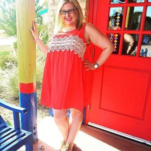 Meet your Posher, Simone