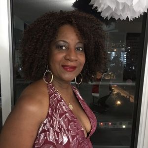 Meet your Posher, Deborah