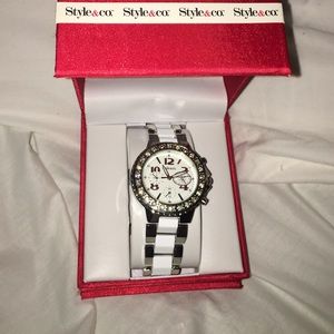 NWOT White & Silver Watch