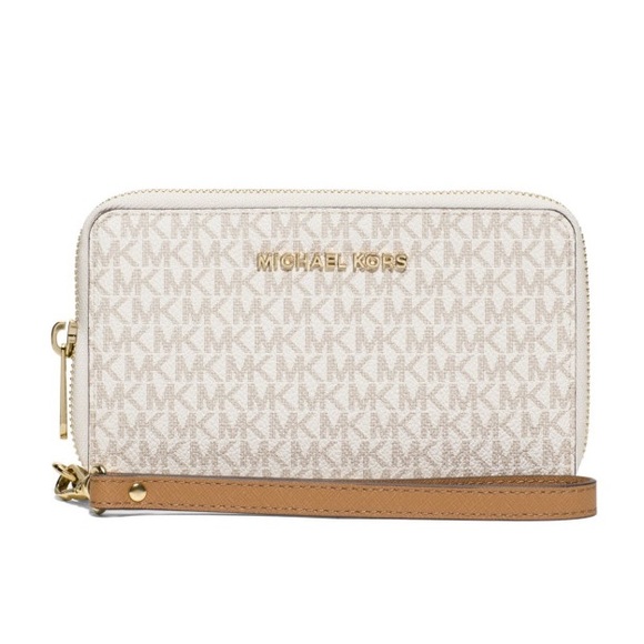 Michael Kors Jet Set Travel Smartphone Wristlet