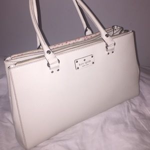 Kate Spade Wellesley Elena Bag (make an offer!)