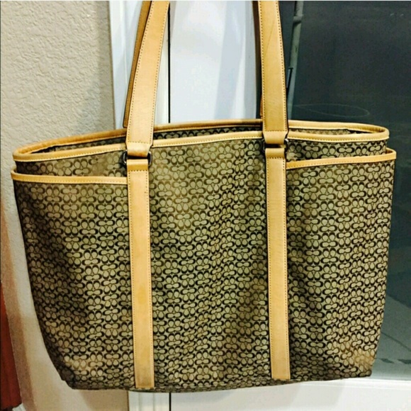🌟🌟🌟Authentic Coach Tote🌟🌟🌟