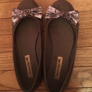Grey flats with sparkly bow