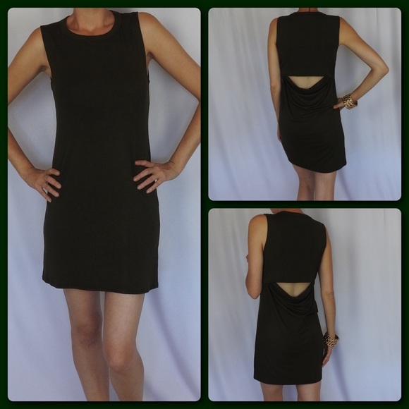 LAST CALL 🔴Draped Open Back T-Shirt Dress - Picture 2 of 4