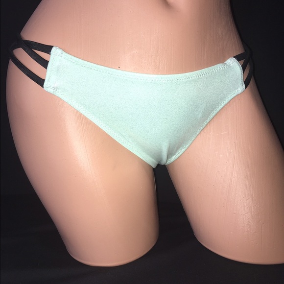 NEW Victoria's Secret Bikini STRAPLESS - Picture 4 of 4