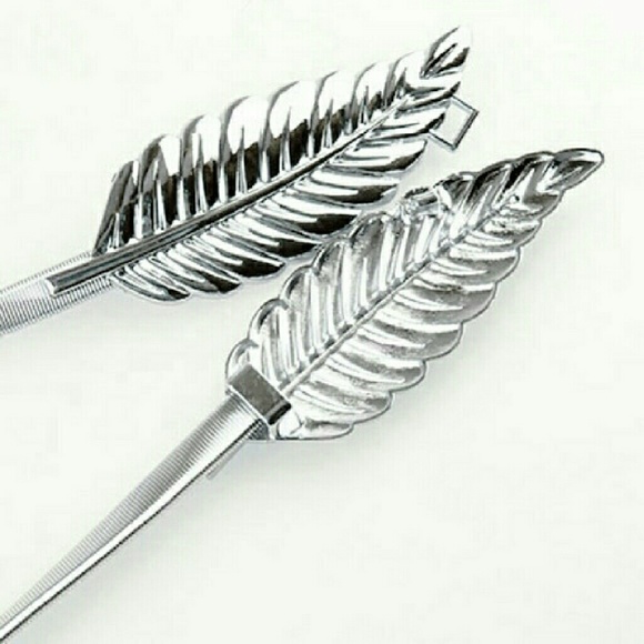 Silver Double Leaf Belt - Picture 2 of 3