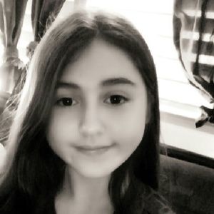 Meet your Posher, Rayne