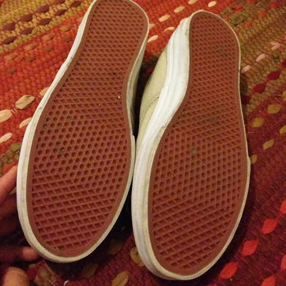 Gently used vans! - Picture 2 of 3